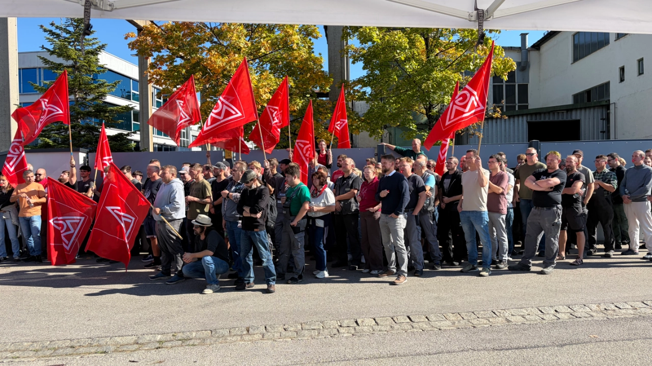 Warnstreik Alzmetall