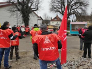 Zweiter Warnstreik bei der Alzmetall